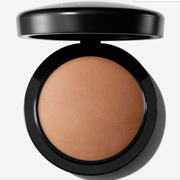 Mac Skinfinish Natural Powder Dark Tan - Picture 2 of 11